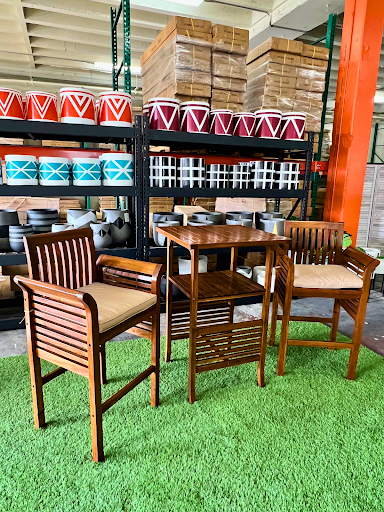 Hawaiian Discovery Furniture Gallery - United States