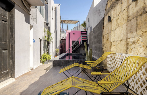 Adhoc Boutique Barrio Antiguo