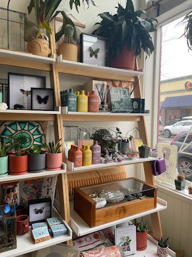 Howl Mercantile & Coffee - Thumbnail