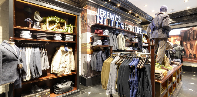 Hackett London Regent Street - Clothing store
