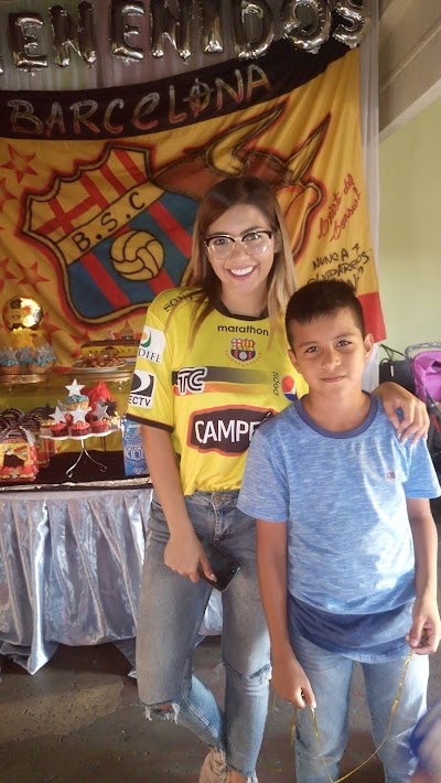 Photos of La PE&Ntilde;A DE MANOLO