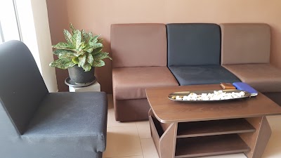 Photos of Salon Chanri.