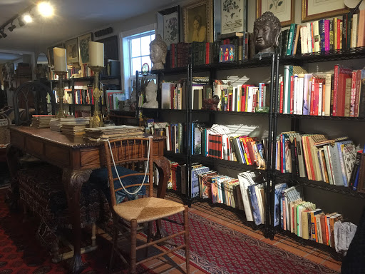 Central Bookstore - Visual