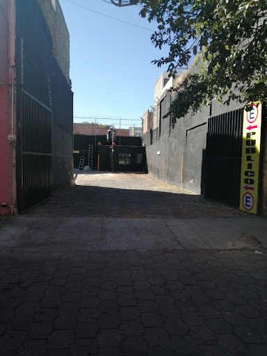 Estacionamiento Los Cuates
