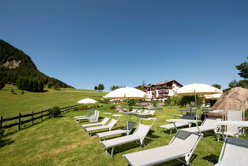 Hotel Pinei Nature & Spirit