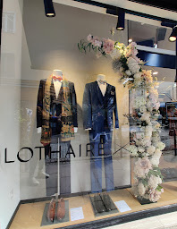 Photo n°22 de Lothaire Limoges | Costume sur-mesure | Mode Homme à Limoges (Boutique d'articles de mariage)