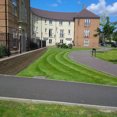Avium Grounds Maintenance