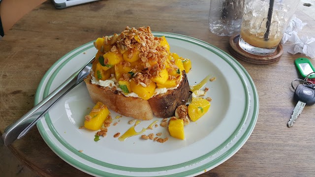Lemon Thyme Cafe