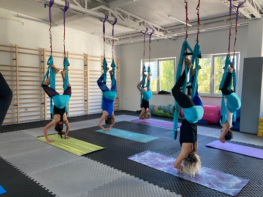 Justyna Markowska - aerial joga i stretching