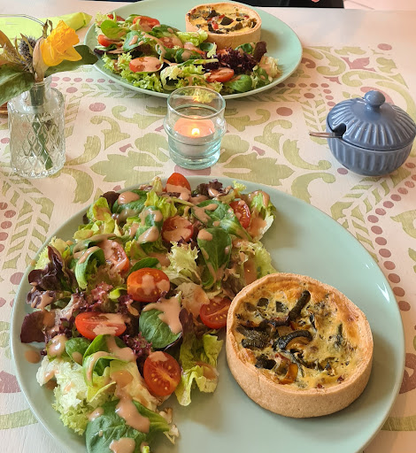 Tarte Café & Bistro - Thumbnail