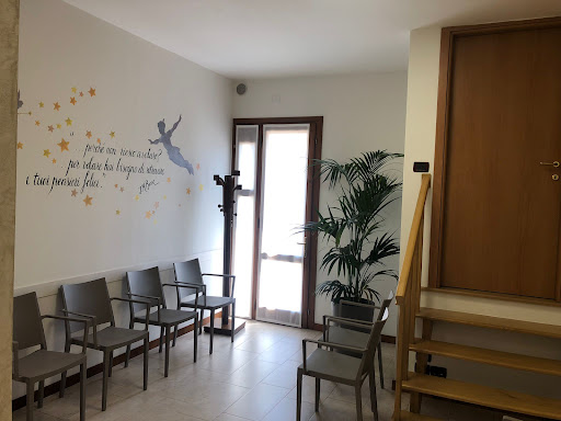 Studio di psicologia, psicoterapia, psicomotricità, Logopedia e Osteopatia. Studio multiprofessionale di Cornuda.