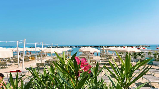 Re Pub on the Beach - Thumbnail