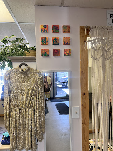 Fringe Consignment & Retail (formerly Mountain Renewal)