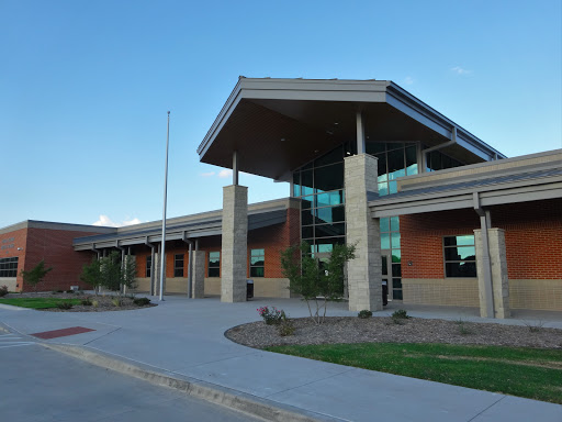 Nelson Middle School - Visual