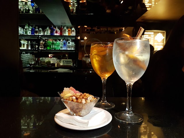 Gin Club