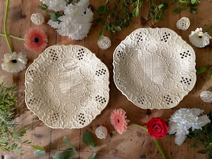 Photo n°2 de Brocante Faïence Antique Mfr et Débarras à Pouzilhac (Magasin d'antiquités)