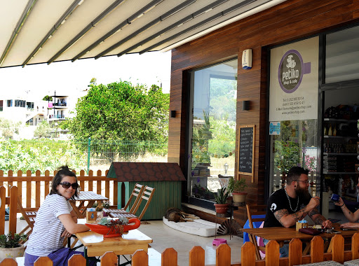 Petiko Shop Cafe