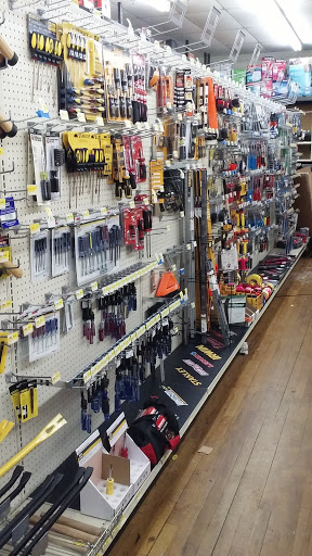 Ray's True Value Hardware - Visual