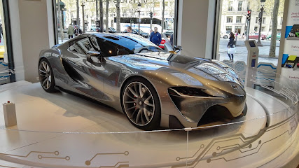GARAGE HORUS PARIS CHAMPS ELYSEES