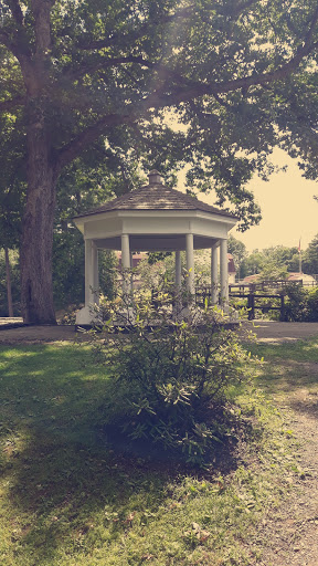 Veterans Memorial at Stanley Park - Thumbnail
