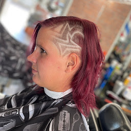 Photo n°3 de Le coiffeur du quartier 7rue des capucins à Reims (Salon de coiffure)