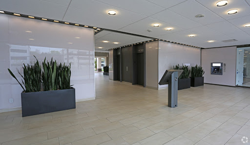 111 Great Neck Road - Thumbnail