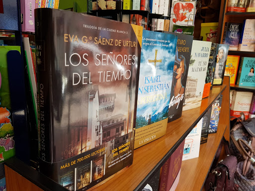 Librería Y Papelería Cuatro Esquinas - Thumbnail