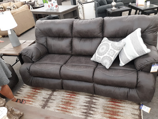 Farmers Home Furniture | Paris, TN - Thumbnail