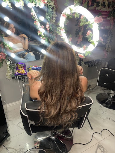 AdelineTresses - Visual