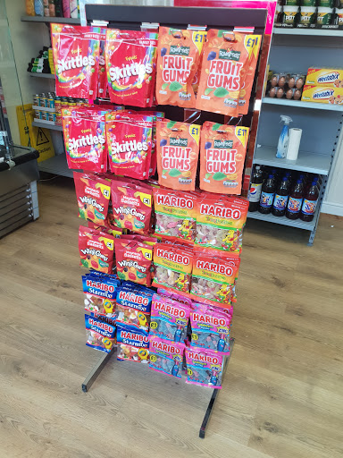 Carters Convenience - Visual