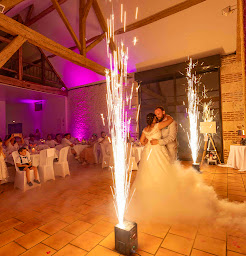 Photo n°7 de StarMusicSystem à Rhodon (Animateur de soirées et d'événements)