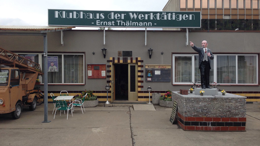 Ostalgie Kantine & Klubhaus der Werktätigen "Ernst Thälmann"