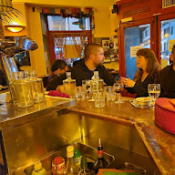 Au Chat Noir à Paris