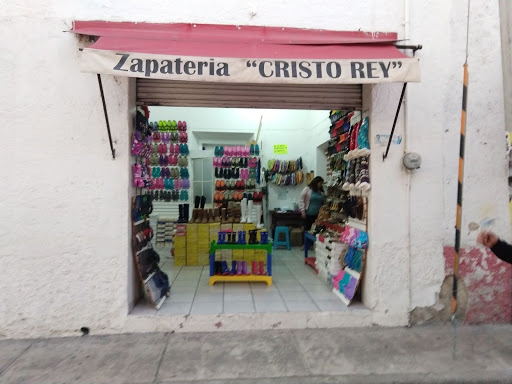 Zapatos cristo rey