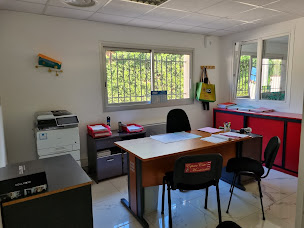 Photo n°7 de Espace Côté Menuiseries Argeles sur mer 🏠 Menuiserie - Pergola - Porte de garage - volet roulant - store banne à Argelès-sur-Mer (Magasin de stores et de rideaux)