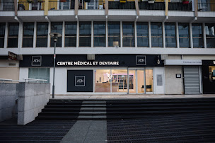 Photo n°26 de Dentiste la Défense - Dr. Nezri Jonathan à Courbevoie (Parodontiste)