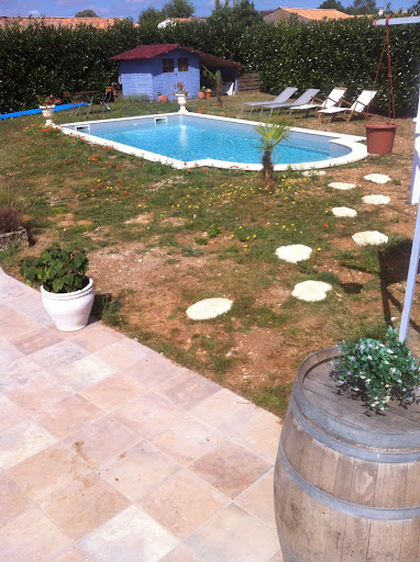 Photo de Niort Piscines à Prahecq (79230)