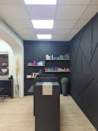 Photo n°1 de Stephan Laure à Jurançon (Salon de coiffure)