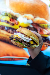 Photo n°13 de SMASH'UP 🍔👑 à Arcueil (Restaurant halal)