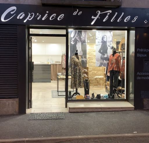 Caprice De Filles - France