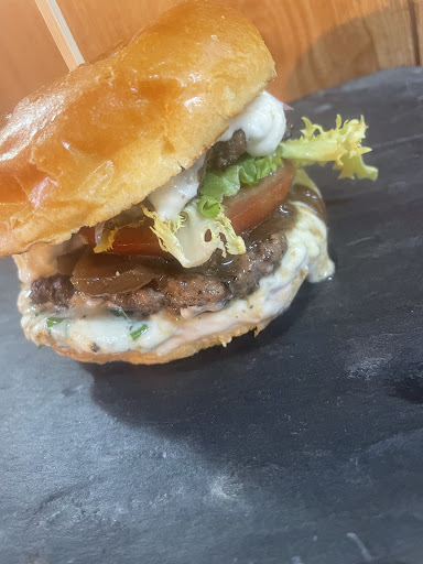 La table de So « Burger »