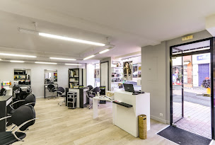 Photo n°27 de Blanc Bleu Coiffure Centre Ville à Bressuire (Salon de coiffure)