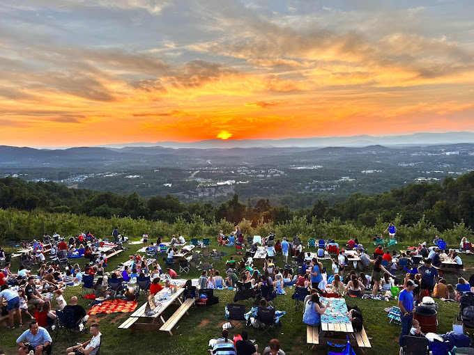 Carter Mountain Orchard and Country Store