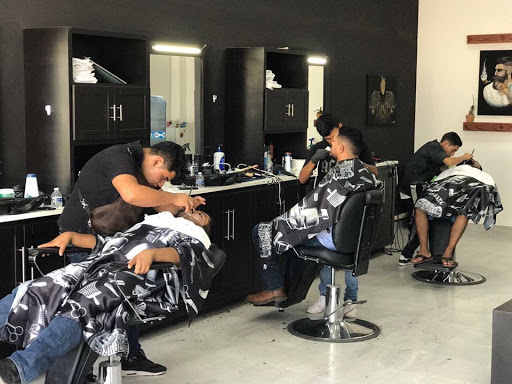 MEN'S BARBER SHOP