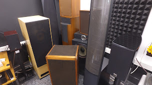 Photo n°7 de Vinyle & Hifi Vintage à Compiègne (Magasin d'électronique)