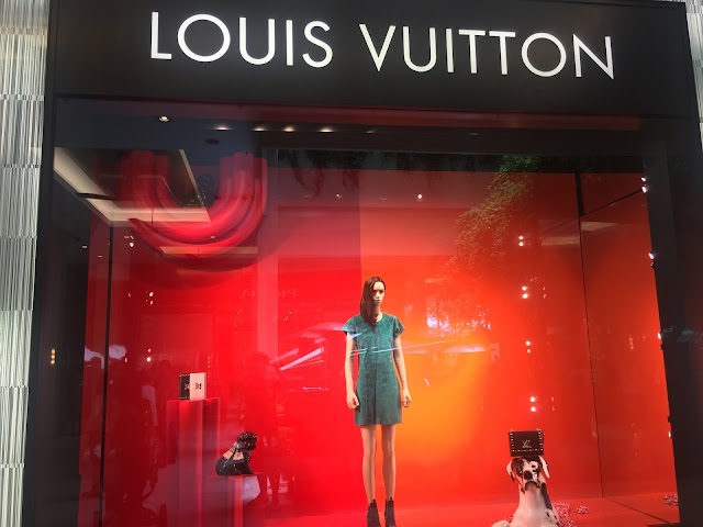 Louis Vuitton São Paulo, Shopping Cidade Jardim Store in Sao Paulo