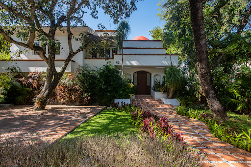 Villa Golf and Beach Holiday Rental Private Pool BBQ Maid Service