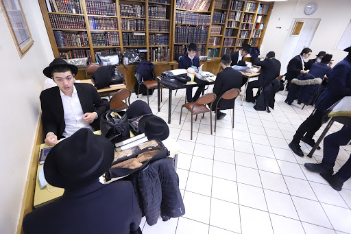 Beth Loubavitch Paris & Ile de France - Chabad center of Paris - Thumbnail
