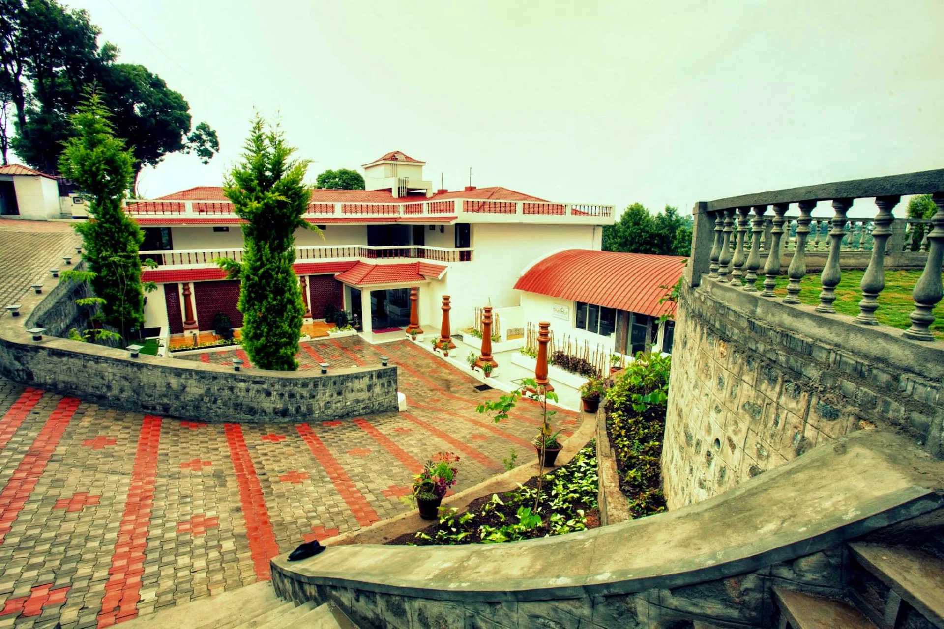Summer House Resort