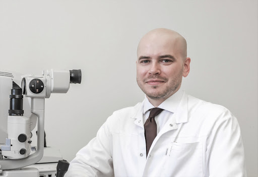 dr hab. n. med. Michał Post - chirurgia zaćmy i siatkówki